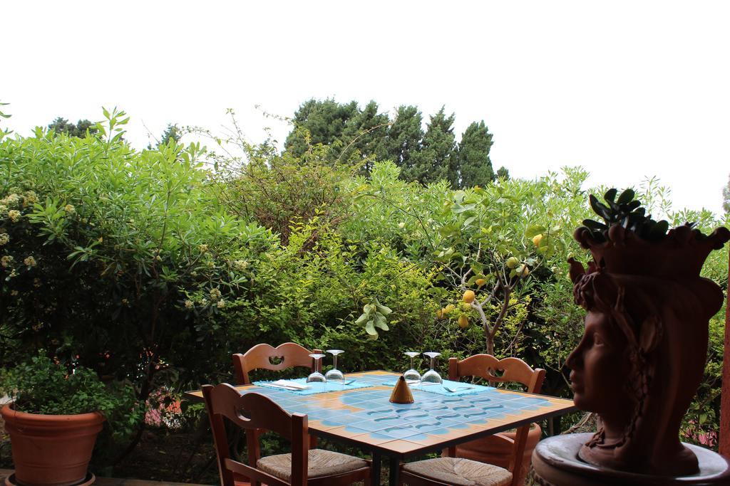 سانتا دومينيكا Agriturismo Ruralia المظهر الخارجي الصورة